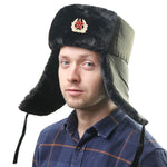 Ushanka Soviética com Brasão Comunista