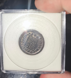 Moeda Romana Constantino Æ3 Campgate 326-327 dC