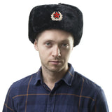 Ushanka Soviética com Brasão Comunista