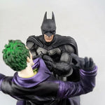 Batman Action Figure x Coringa 