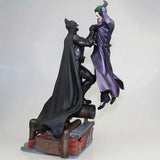 Boneco Batman x Coringa 