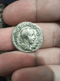 Moeda Romana Gordiano lll EF+ e Rara (238-244 d.C)