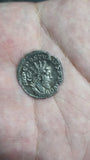 Moeda Romana Póstumo – Antoniniano MONETA (263-265 d.C)